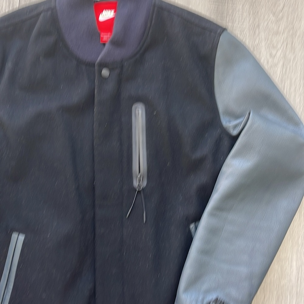 Nike varsity jacket - Picture 3 of 6